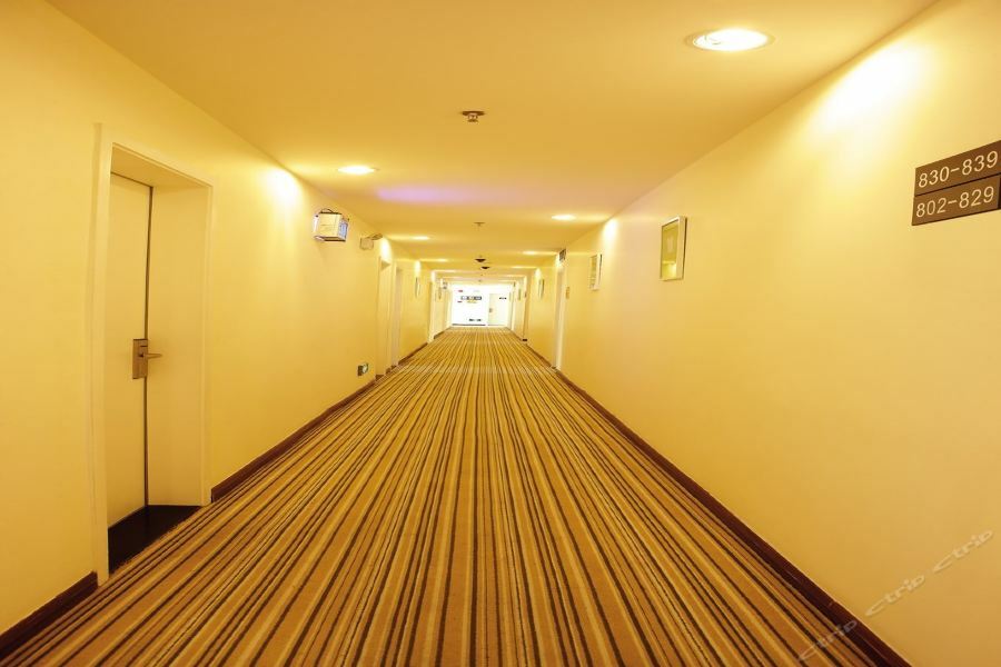 داليان 7 Days Inn Gangwan Square المظهر الخارجي الصورة