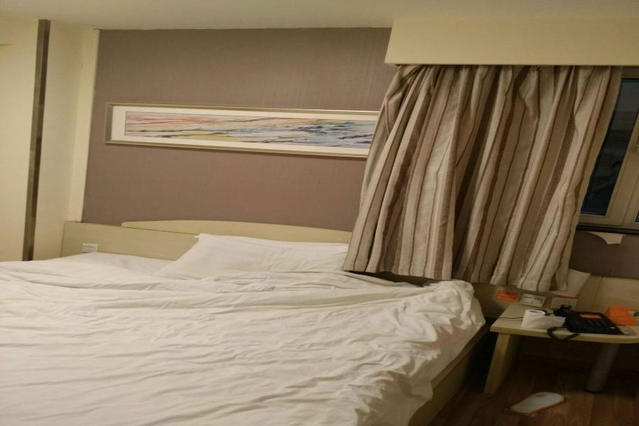 داليان 7 Days Inn Gangwan Square المظهر الخارجي الصورة